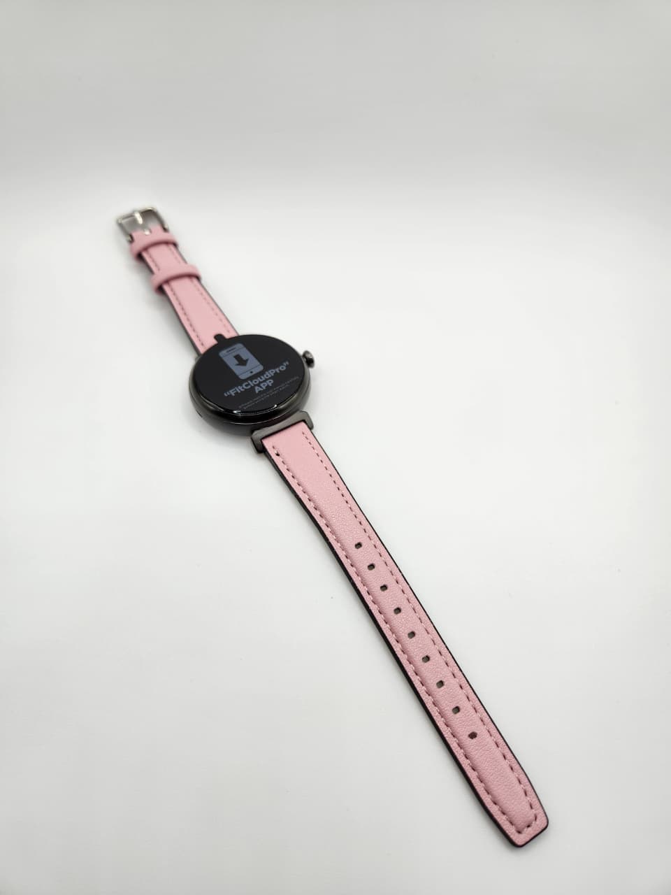 🌸 Montre Connectée Femme – Écran AMOLED 1.04'' | الأناقة والتكنولوجيا