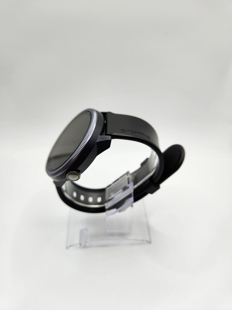 Oraimo SmartWatch Classique – Écran Tactile Rond, Bracelet Silicone Noir