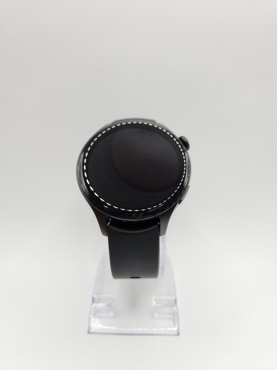 Montre Connectée Oraimo – Écran AMOLED 1.43’’ | Appels Bluetooth & Santé 24/7