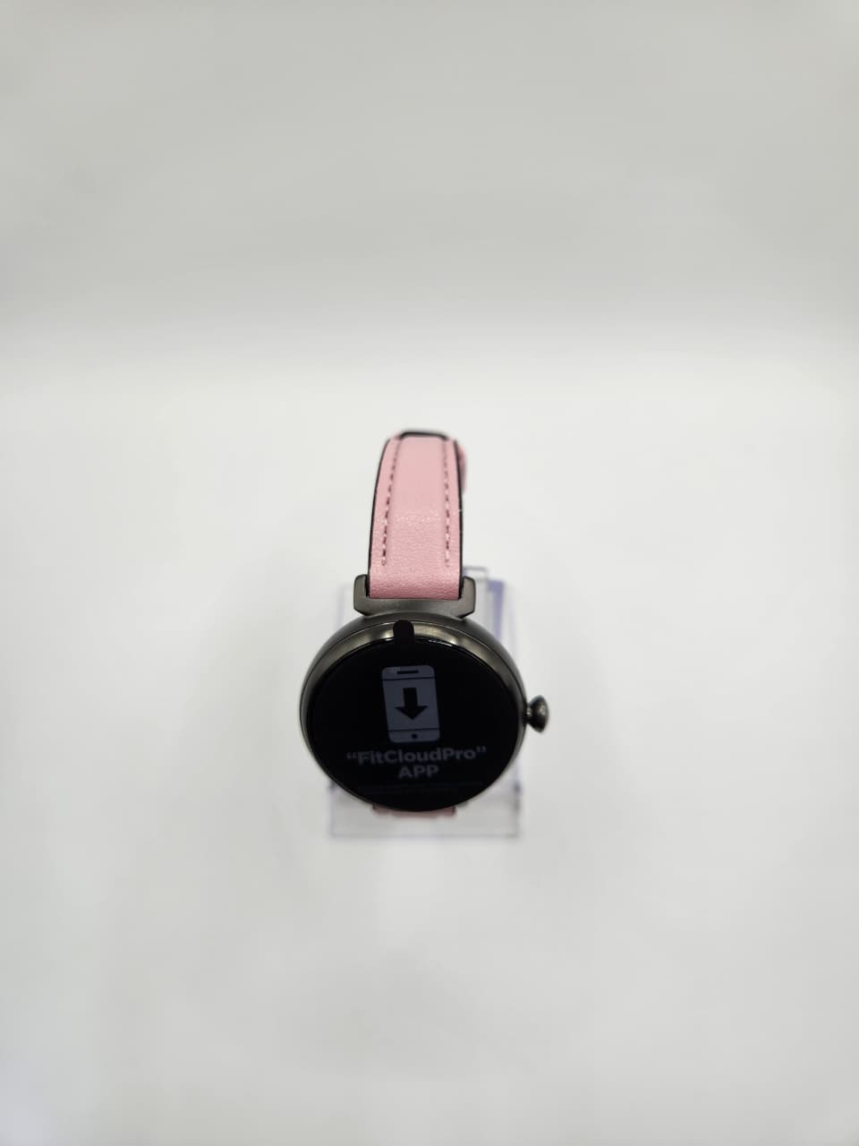 🌸 Montre Connectée Femme – Écran AMOLED 1.04'' | الأناقة والتكنولوجيا